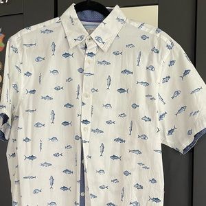 Fish print short sleeve button down shirt